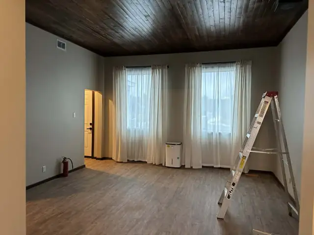 Bright, Recently Renovated 2-Bedroom Duplex for Rent