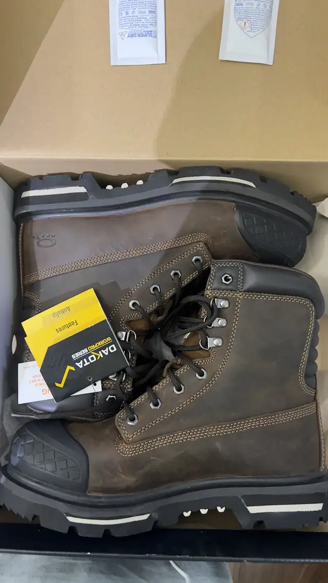 work boots for men in Men's Shoes in City of Toronto - Image 4