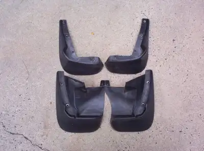Original oem honda parts Great condition with hardware for proper installation