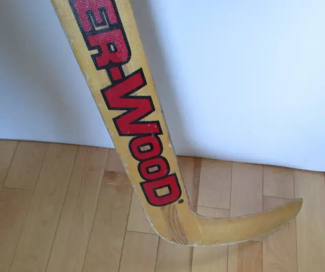 BÂTON DE HOCKEY GARDIEN DE BUT SHER-WOOD 26" in Hockey in City of Montréal - Image 9