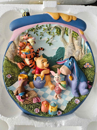 Pooh's Hunnypot Adventures collector 3D plate Bradford Exchange