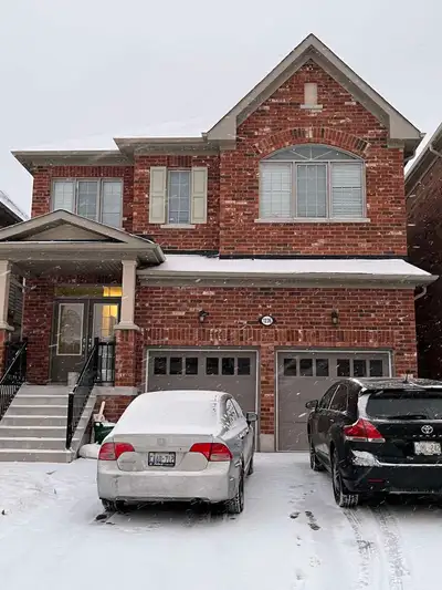 4 Bedroom House is available for rental in Oshawa