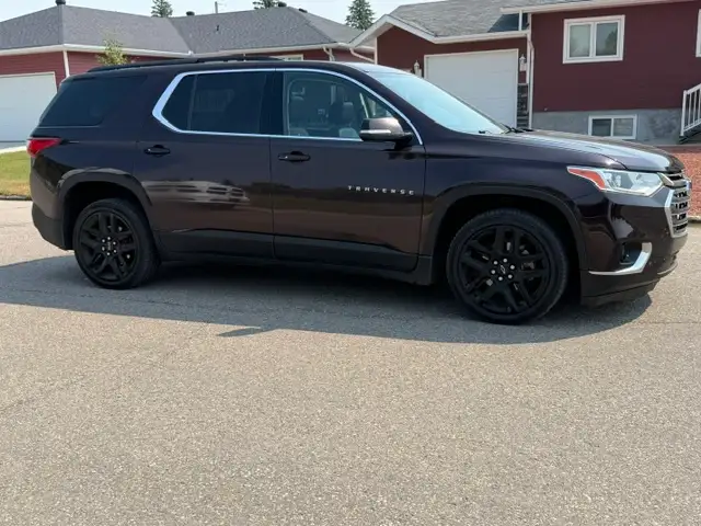 2020 CHEVROLET TRAVERSE LT - AWD - 7 PASSAGER