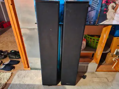 Mirage Tower and Centre Speakers, View more