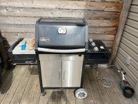 Weber Spirit E 310 Grill with cover