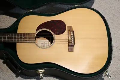 acoustic guitar, View more