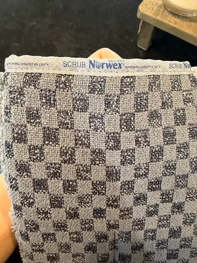 Norwex scrub in Bathwares in Edmonton - Image 4
