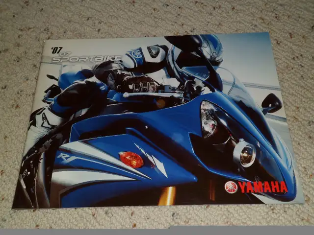 Lot of Vintage 2000's Yamaha Motorcycles color brochures in Arts & Collectibles in Markham / York Region - Image 7