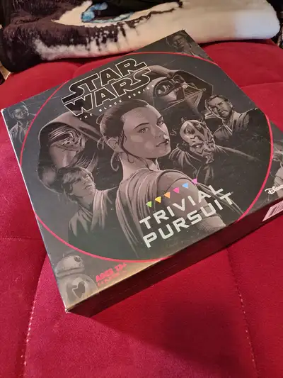 *Rare* Black Series, Star Wars- Trivial Pursuit. Excellent condition. Nothing missing.