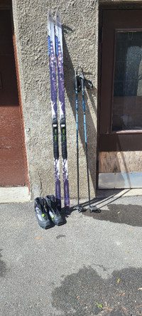 Excellent Back country ski package: Skis, boots, poles