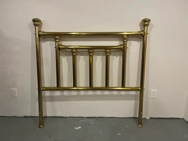 Brass Bed - Double size in Beds & Mattresses in Oshawa / Durham Region - Image 2