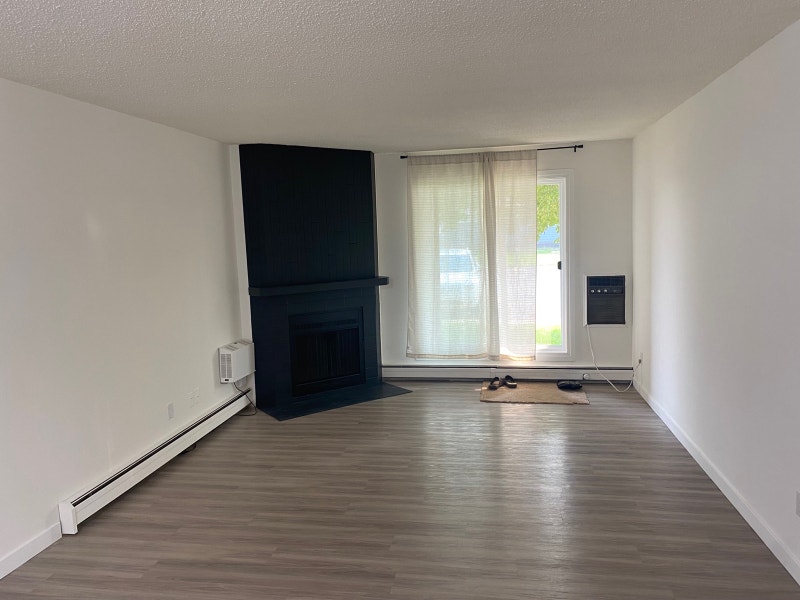East side condo available Sept 1 Long Term Rentals Saskatoon Kijiji