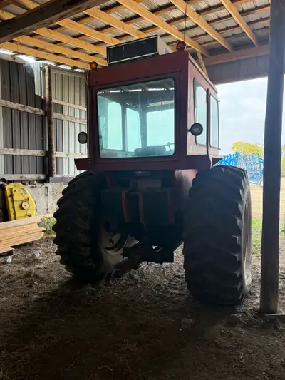 1130 Massey Ferguson 5450 original hours 23x34 rear tires 1100x16 front great pulling tractor 12500....