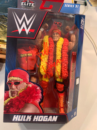 Hulk Hogan Elite Signed Autographed WWF Figure