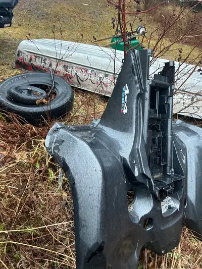 Suzuki 700 4x4 plastic I think that is what it is for want gone any cool trades let me know