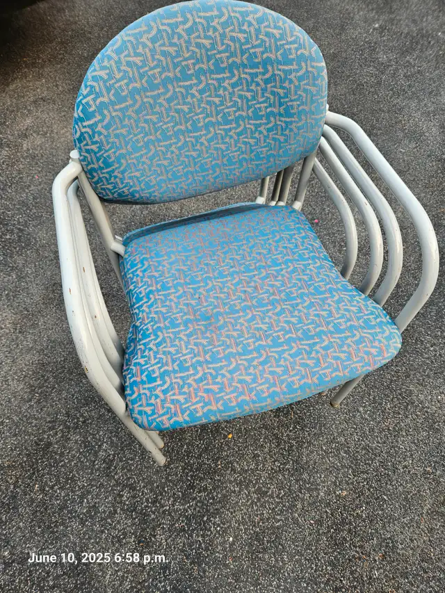 Four  stacking  chairs63234526295041124