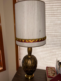 Antique leaf lamp - brass looking colour