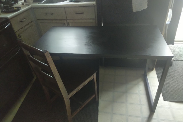 Black dining table in Dining Tables & Sets in Stratford