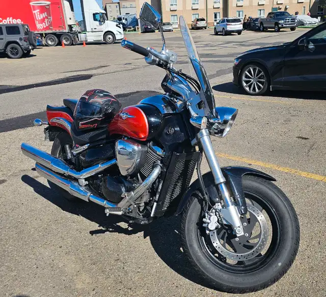 2009 Suzuki Boulevard M50 (Limited Edition) in Street, Cruisers & Choppers in Edmonton - Image 2