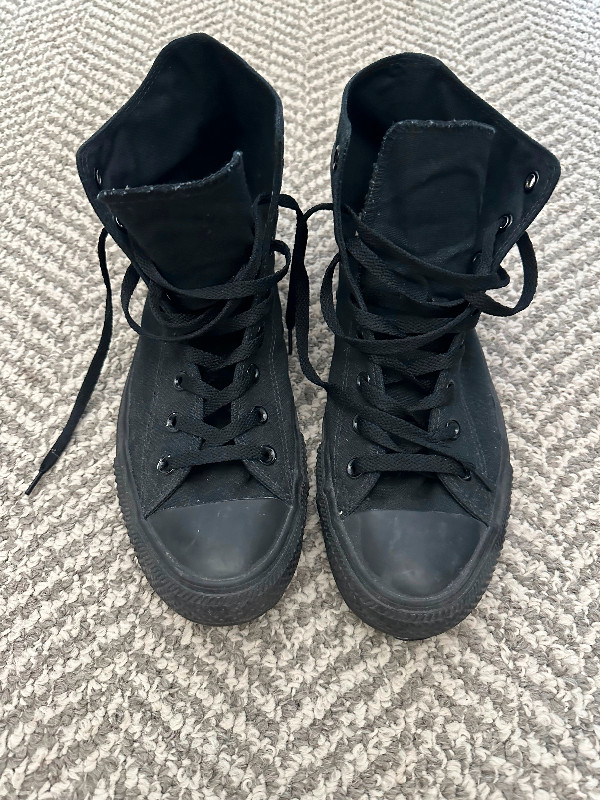 Men’s 12 - Converse Hi-tops - black in Men's Shoes in Ottawa