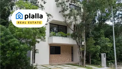 Modern 3-Bedroom Residence in Ciudad Mayakoba, Playa del Carmen. This contemporary 3-level residence...