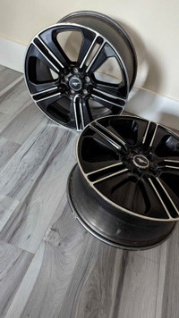 2 rims Ford Mustang EOM