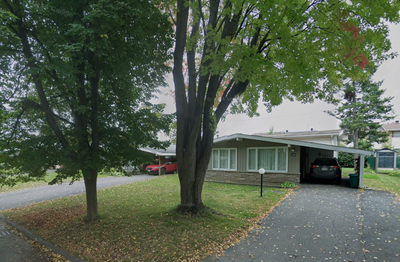 Three Bedrooms upstaire plus fully finished basement for rent. Two full bathroom, one on main floor...