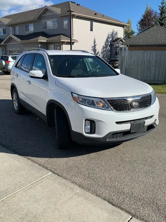 2014 KIA SORENTO //AWD//$6200