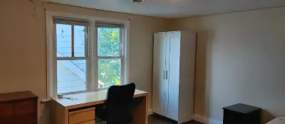 Room for Rent! Students