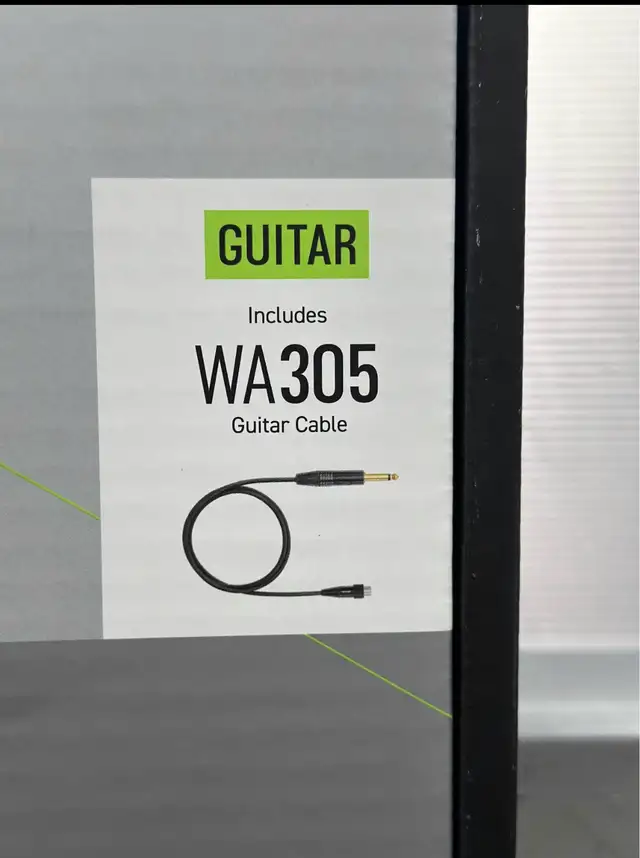 Shure GLXD16+ Dual Band Digital Wireless Guitar Pedal System  in Amps & Pedals in City of Toronto - Image 4