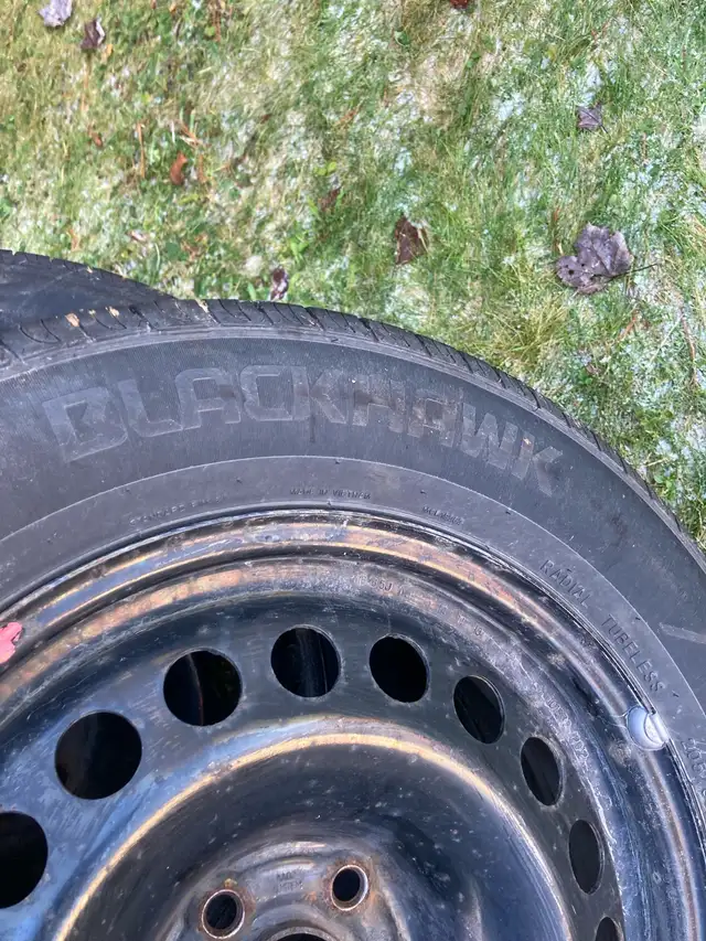 205/65/16 summer tires mounted on steel rims in Tires & Rims in Cape Breton - Image 3