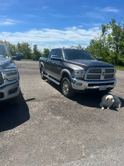 2018 3500 diesel Laramie 265,000km Leather, navigation, spray in bed liner. Safetied in April. Needs...