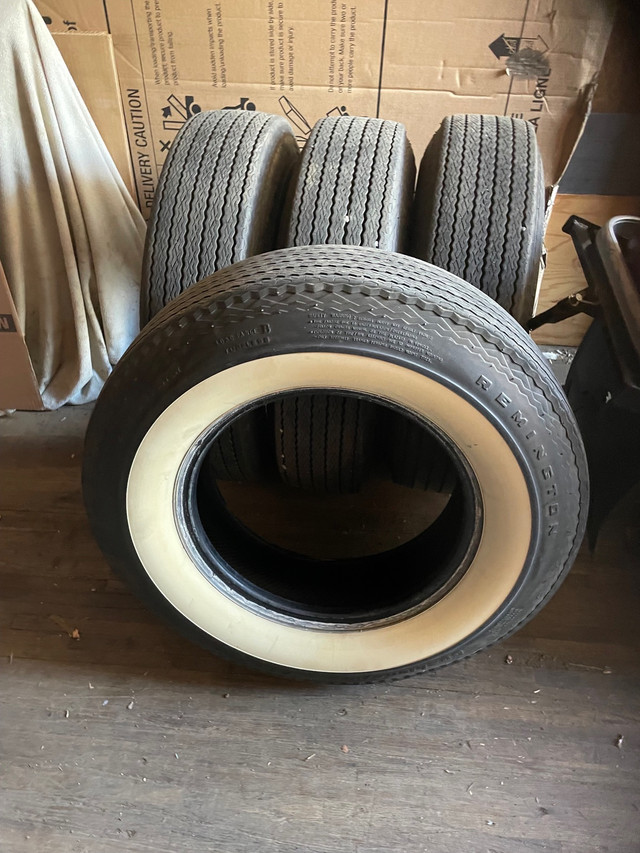 G78/15 Tires in Tires & Rims in Thunder Bay