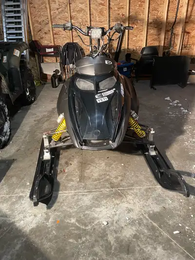 i’m looking to sell my 2004 mxz 600 for 3200 obo it was rebuilt in the fall so it’s probably got aro...