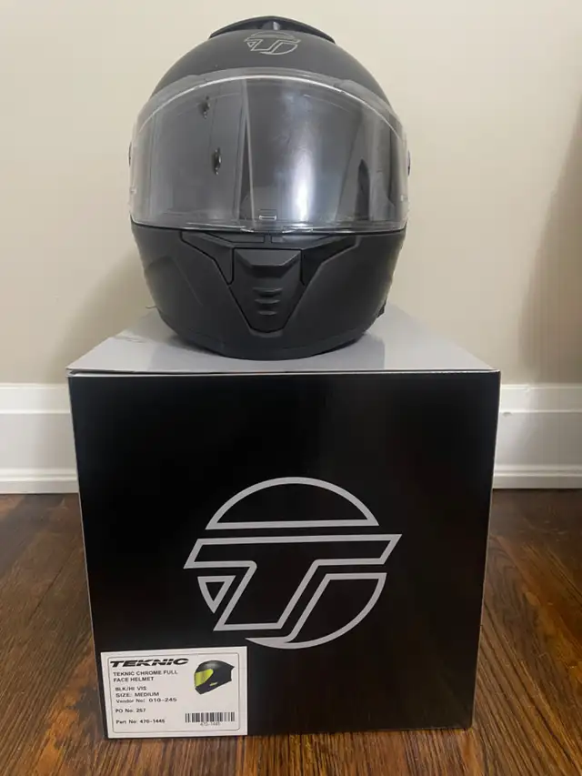 Teknic Full Face Motorcycle Helmet (Size M) in Motorcycle Parts & Accessories in Hamilton - Image 2