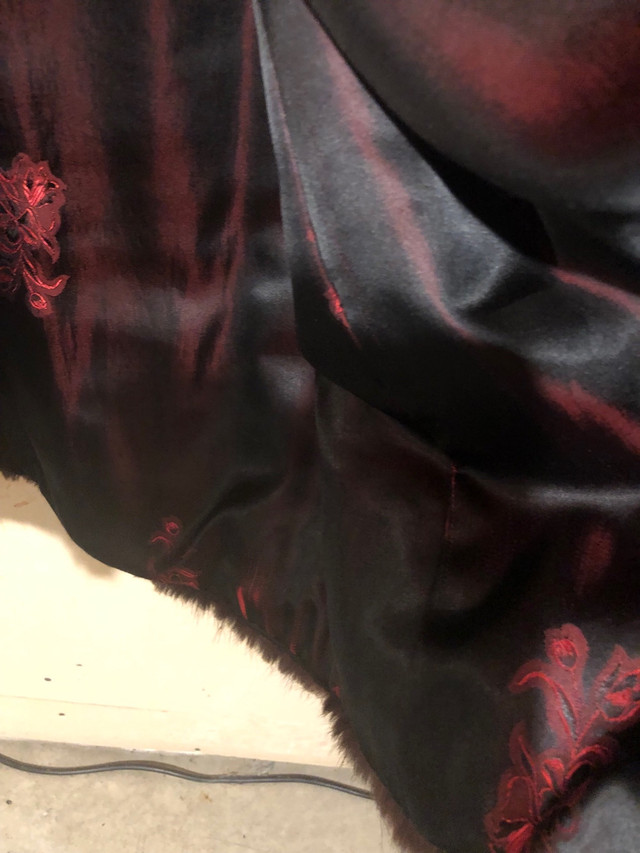 Women's Dark Brown Long Muskrat Coat in Women's - Tops & Outerwear in Portage la Prairie - Image 3