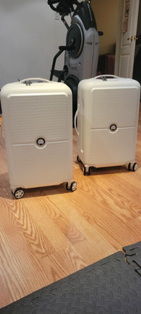 Carry-On Luggage (set of 2) New