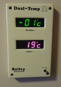 Indoor/outdoor  Digital Temperature Unit, -50 to +65 Degrees
