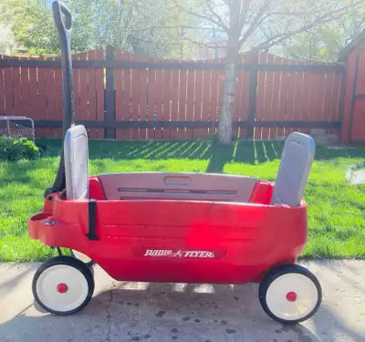 radio flyer wagon, View more