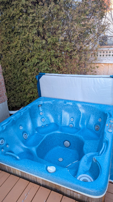 Beachcomber 550X (80"x88") parts for sale in Hot Tubs & Pools in Ottawa - Image 3