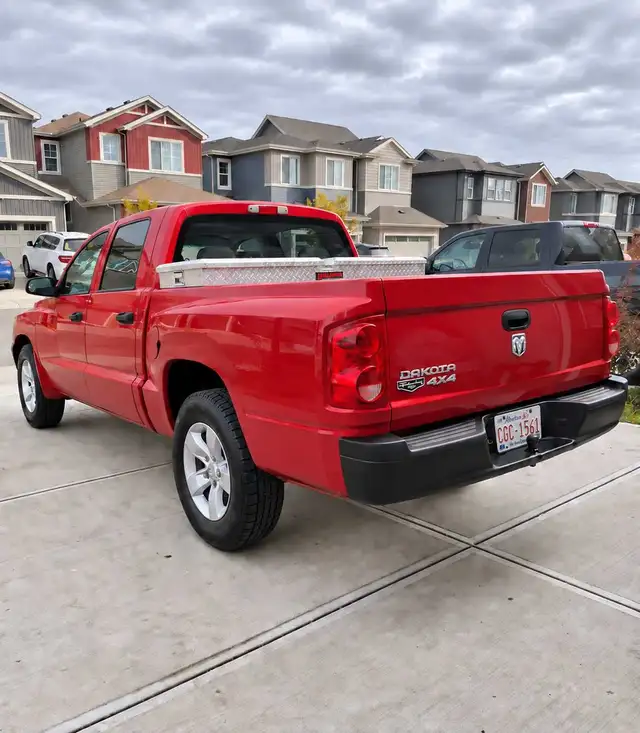 For Sale – Dodge Dakota 4x4 | V6 | Manual | Low Kilometres