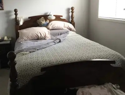 Beautiful 4 post queen size bed frame - in great condition - minor scuff marks on headboard can be e...