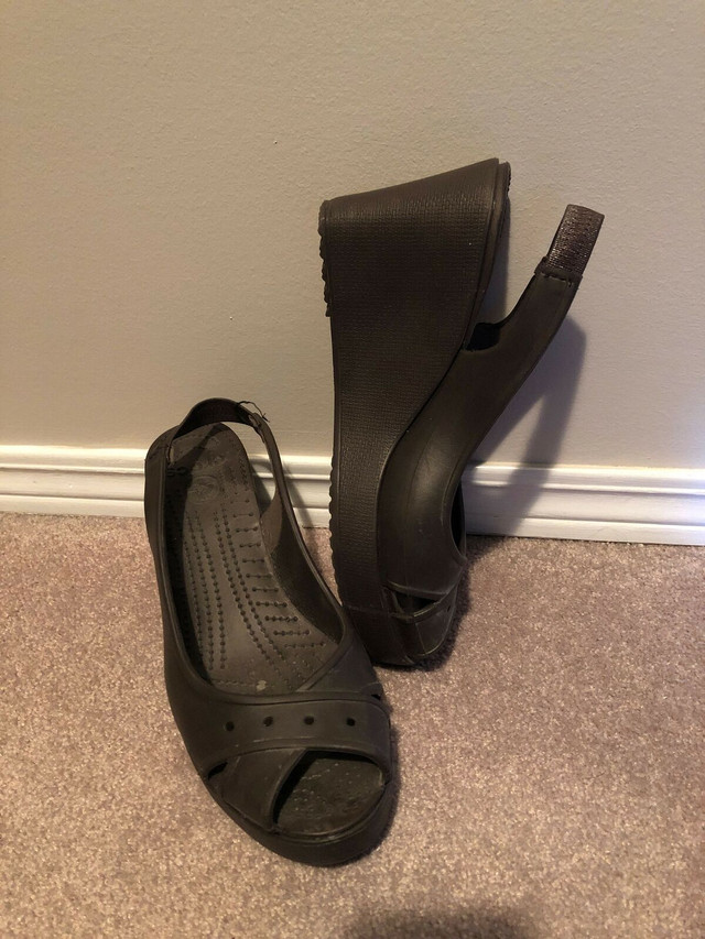 Brown high heel Crocs - women’s size 9  in Women's - Shoes in Winnipeg