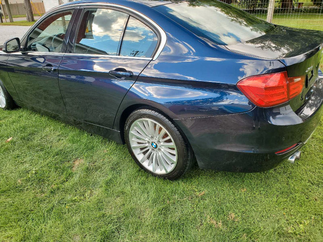 328i xdrive 2015 in Cars & Trucks in Leamington - Image 2
