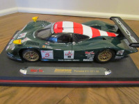 1:18 Diecast Maisto 1998 ZakSpeed Racing Porsche 911 GT1 #5
