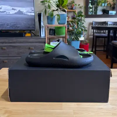 Crocs Mellow Slide, View more