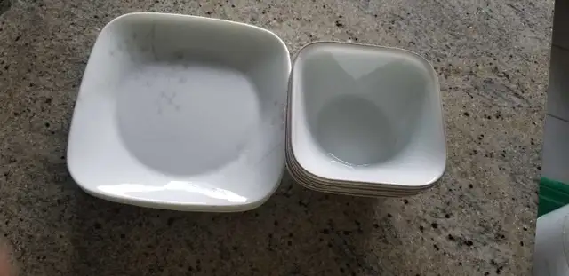 VARIOUS CORELLE DISHES in Kitchen & Dining Wares in Oshawa / Durham Region - Image 2