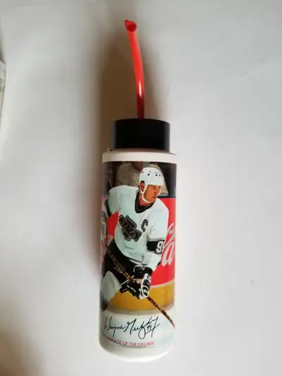 Gretzky water bottle, View more