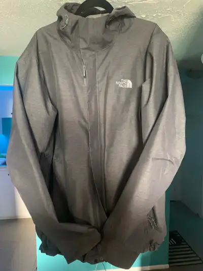 North Face Men’s Rain Jacket Size Tall/XL, View more