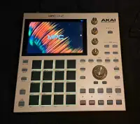 AKAI MPC ONE Special Gold Edition 